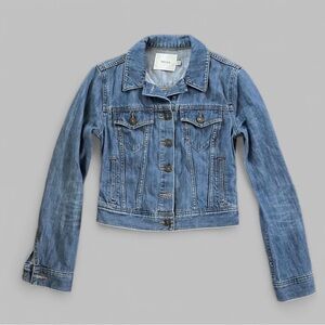 Aritzia Talula blue Denim jacket size XS-EUC Retail $125